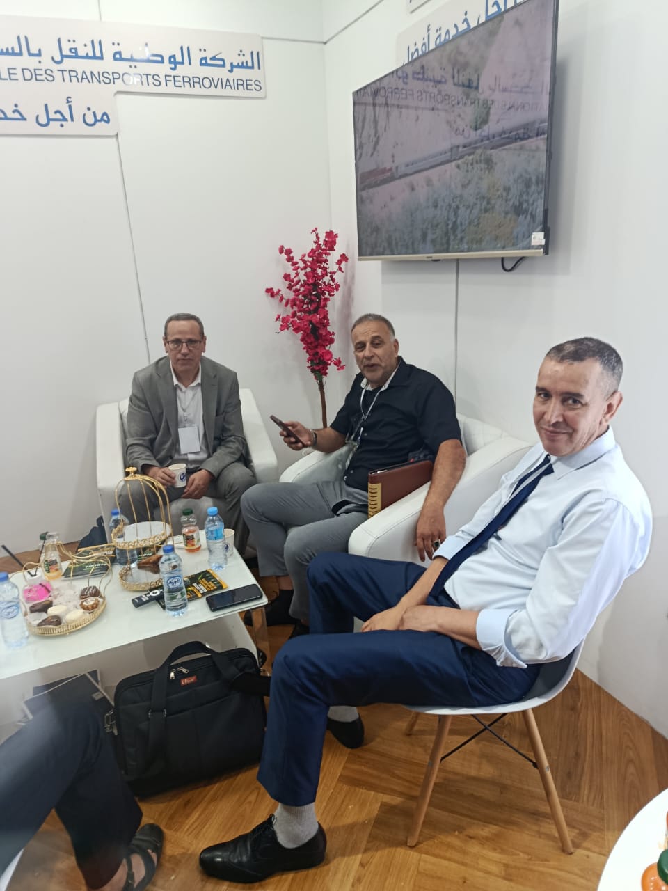 Visite du PDG au Salon Algeria Rail Expo